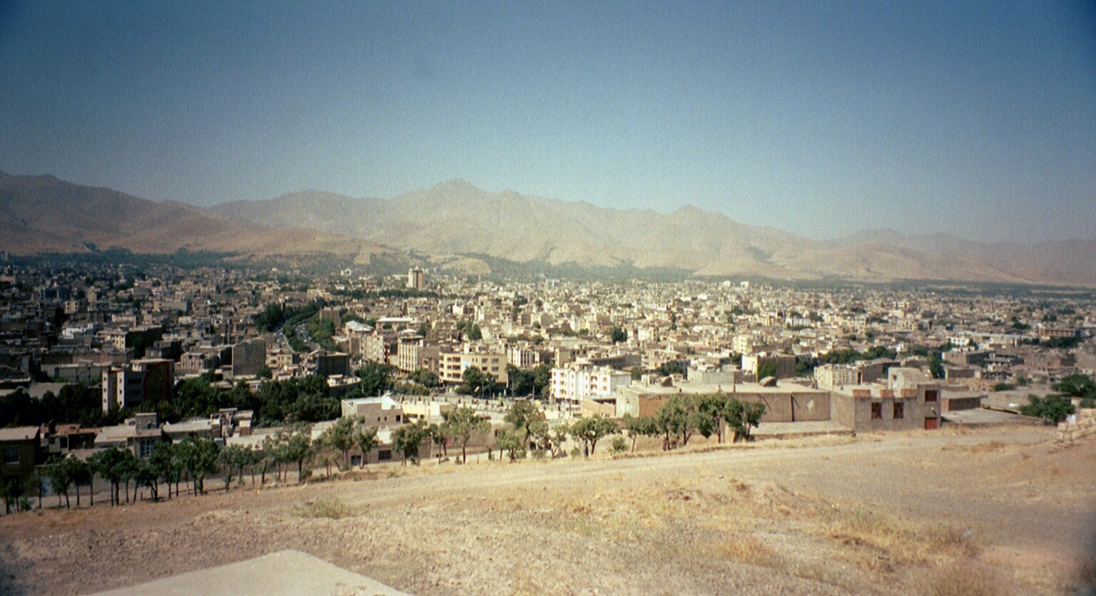 Blick vom Nordosten auf Hamadan